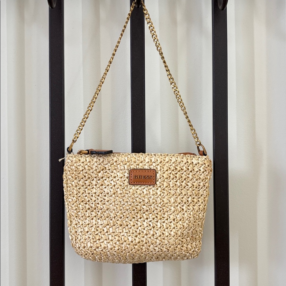 Guess 2 in 1 crossbody w/ removable jute mini bag. NWT - Picture 11 of 14